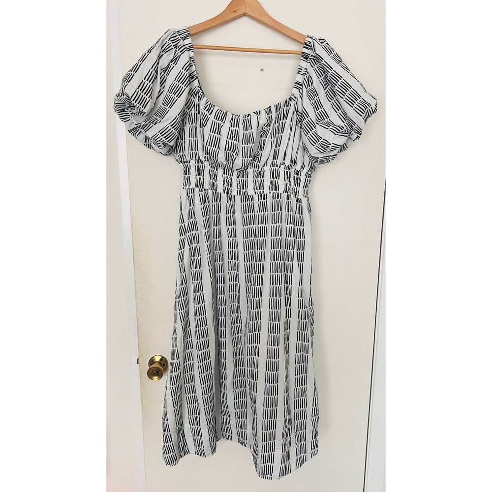 Maeve Anthropologie Black White Puff Sleeve Smocked Midi Dress Size Large